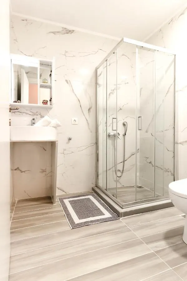 Nikogroup Plaza Apartment Polychrono