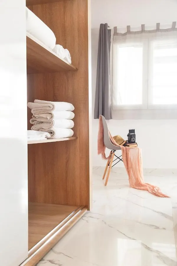 Nikogroup Plaza Apartment Polychrono